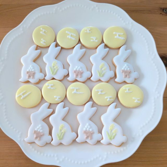 ガレさんへ納品しました✨

#お月見クッキー

よろしくお願いします✨

⁡𖤣𖥧𖥣𖡡𖥧𖤣
⁡⁡⁡
オールグルテンフリー⁡⁡
⁡天然色素・フードパウダーで色付け⁡

工房販売お休み中🙏
⁡⁡
⁡𖤣𖥧𖡼.𖤣𖥧
⁡⁡
⁡🌼🌼
#扶桑 #犬山 #江南 #小牧 #各務ヶ原 #天然色素アイシングクッキー #米粉クッキー #米粉アイシングクッキー 
#天然着色料  #手土産 #アイシングクッキー教室 
#アイシング #アイシングクッキー  #ロイヤルアイシング  #クッキー  #ノベルティ  #プチギフト #プレゼント 
#cokkie #icing #royalicing #icingcookies
#jolisfils⁡⁡⁡
⁡